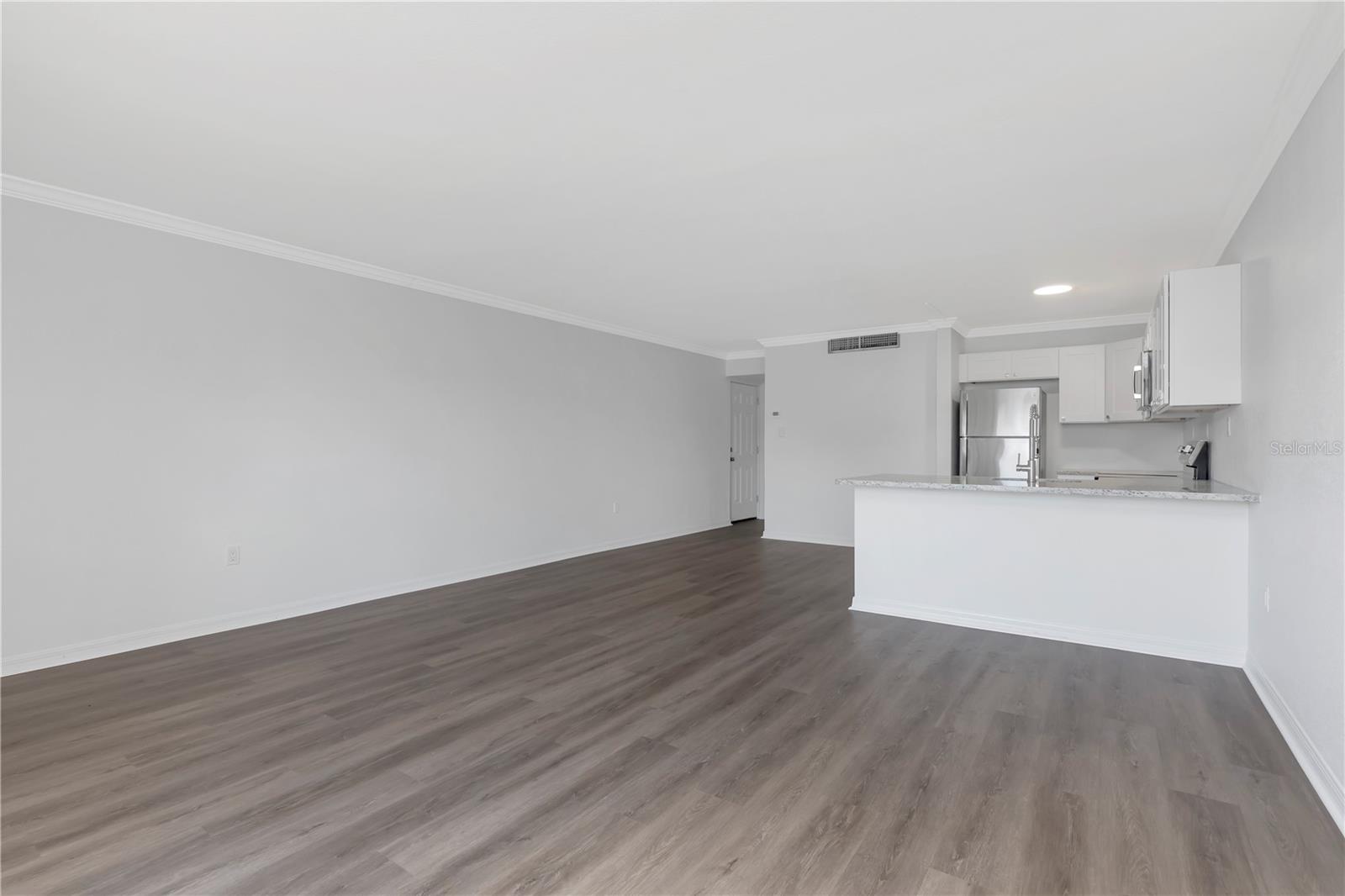 Image 22 of 25 For 2424 Tampa Bay Boulevard F103