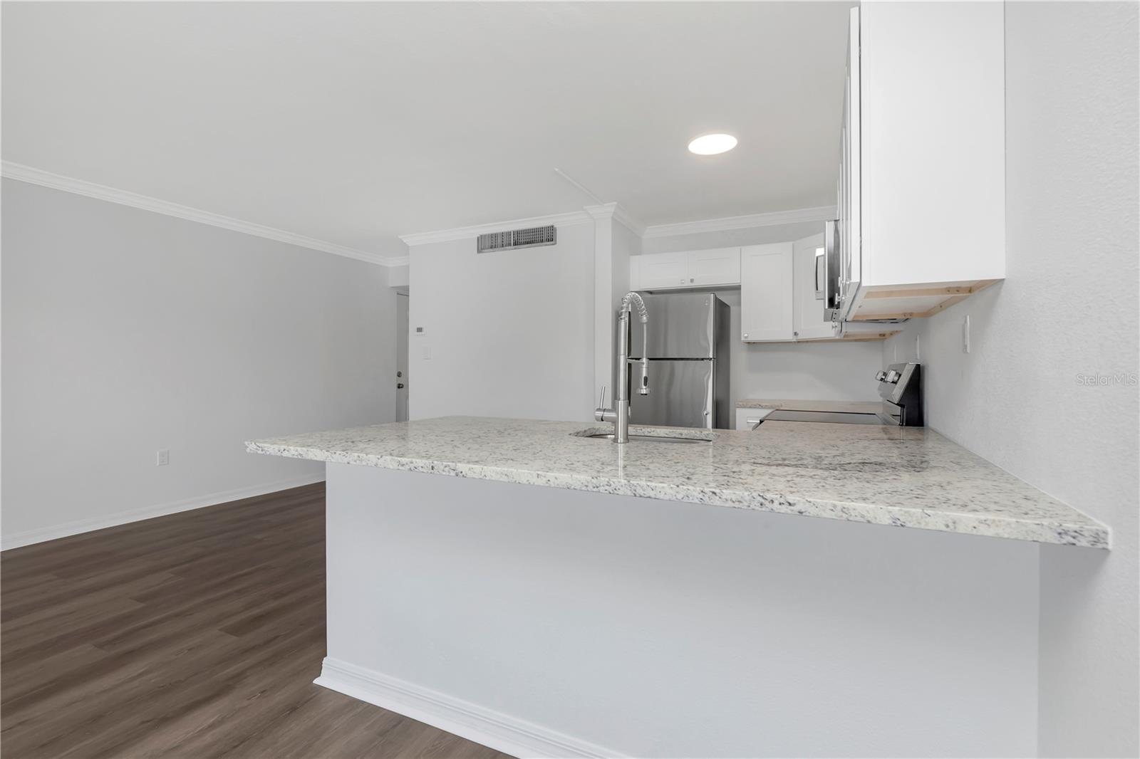 Image 7 of 25 For 2424 Tampa Bay Boulevard F103