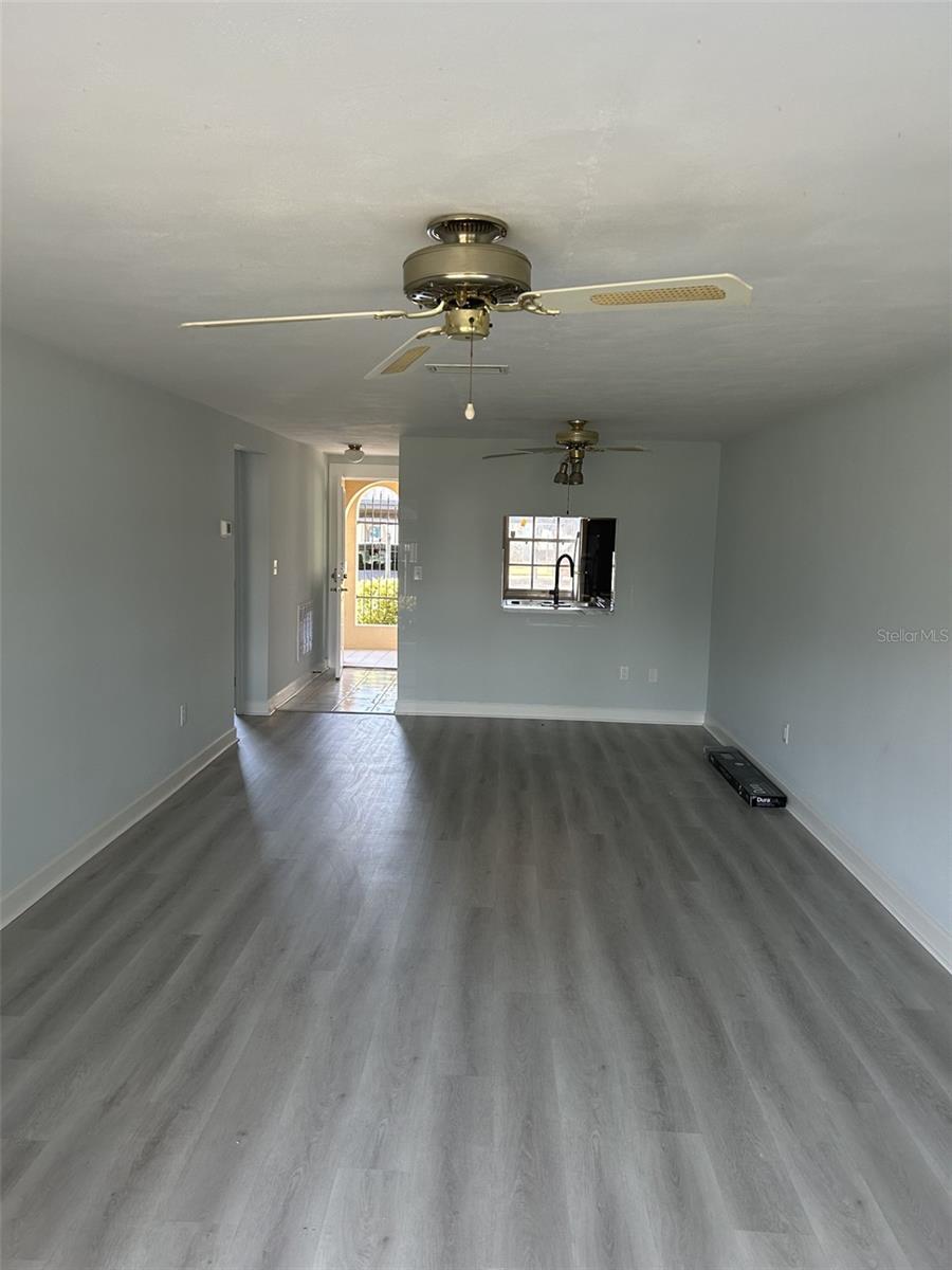 Image 3 of 27 For 4348 Rustic Drive C