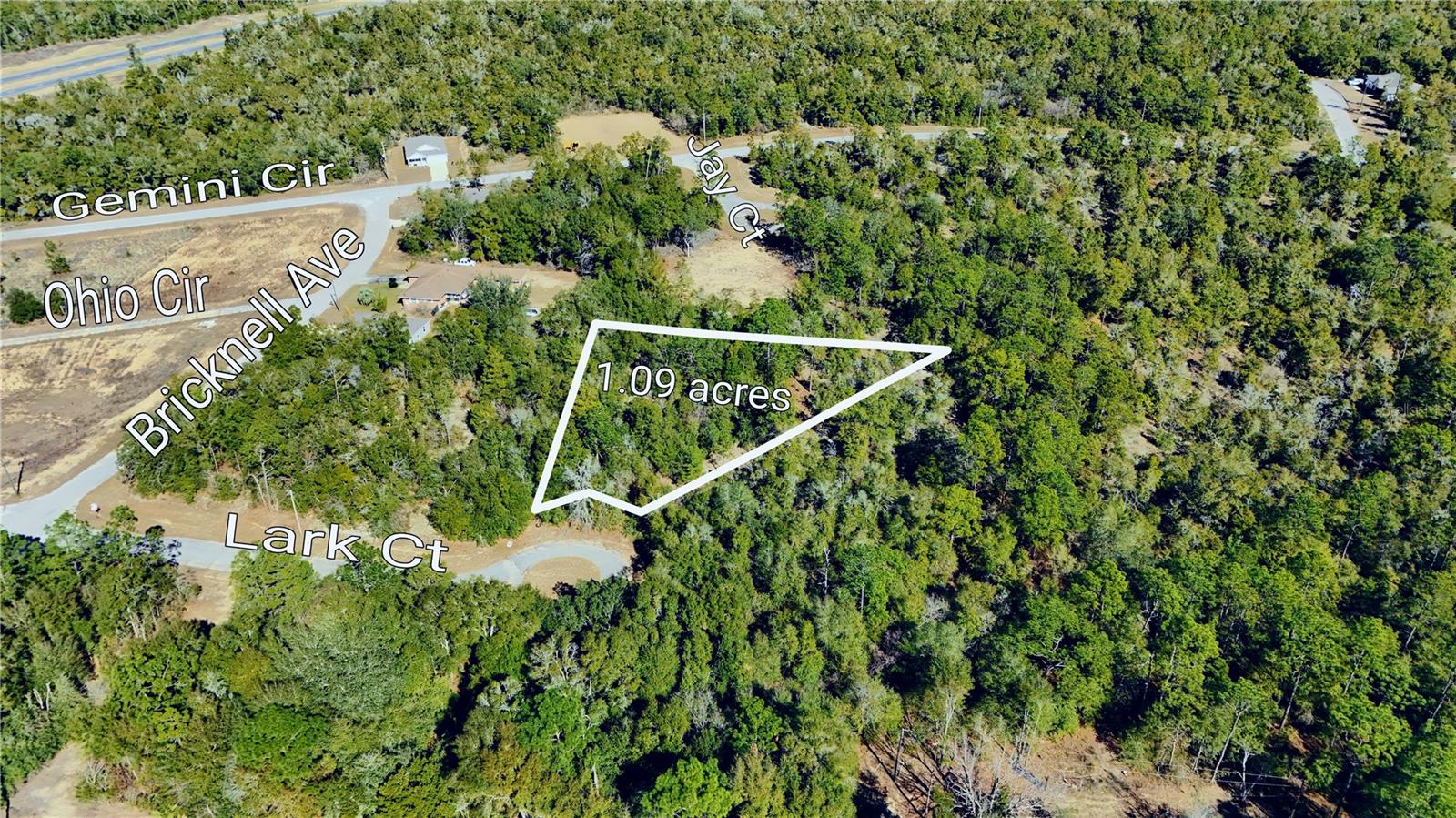 Image 3 of 26 For 00 Lark Court