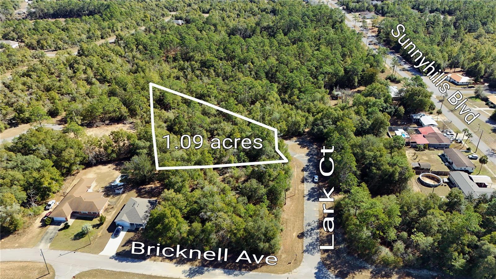 Image 4 of 26 For 00 Lark Court