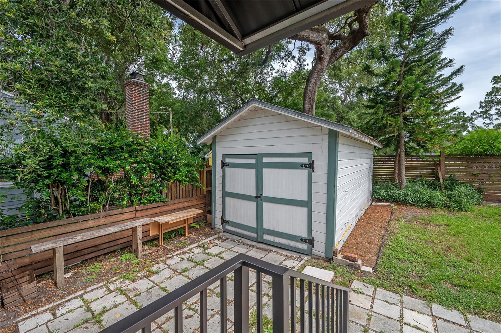 Image 31 of 36 For 325 Rio Vista Court