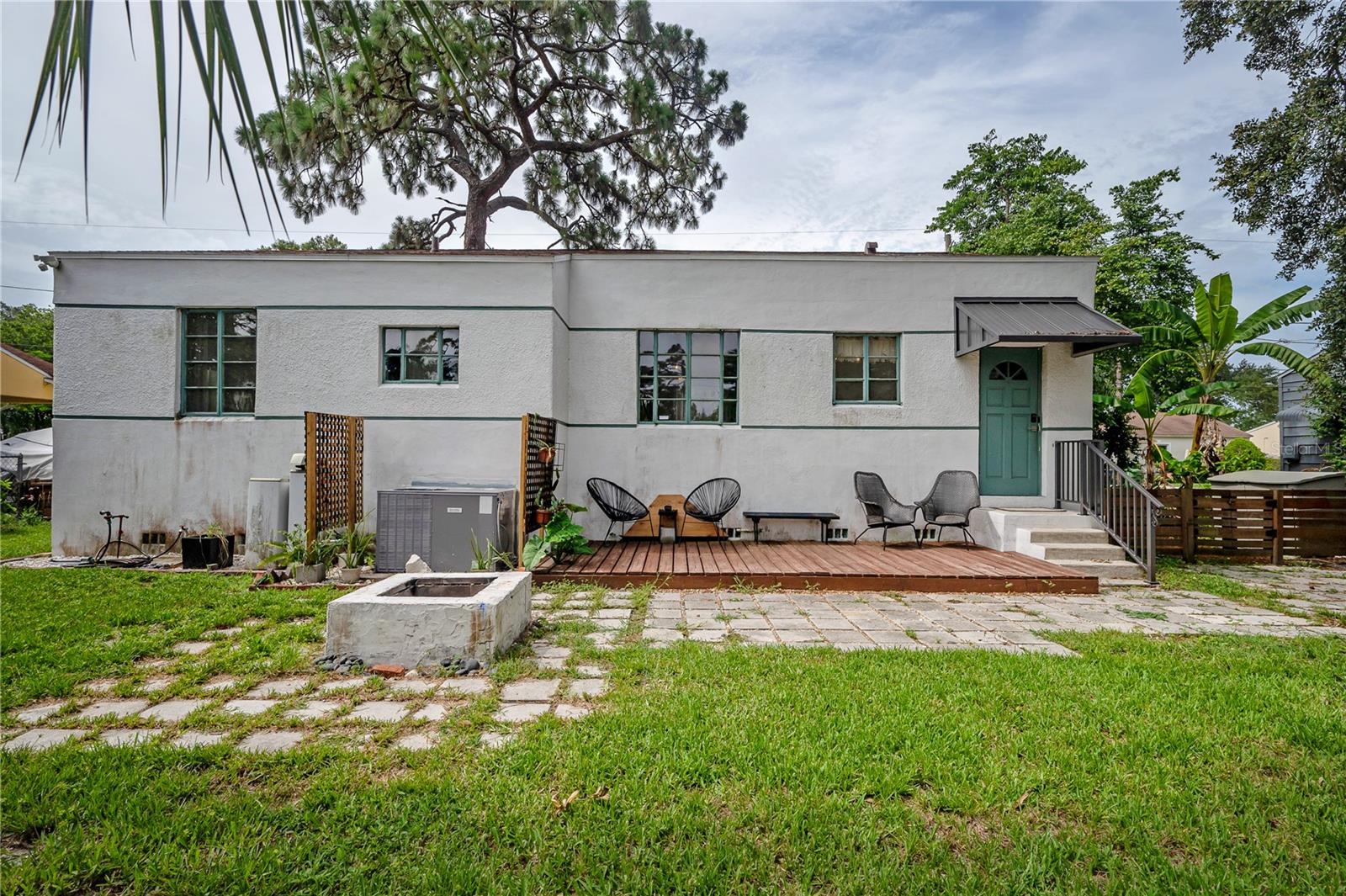 Image 35 of 36 For 325 Rio Vista Court