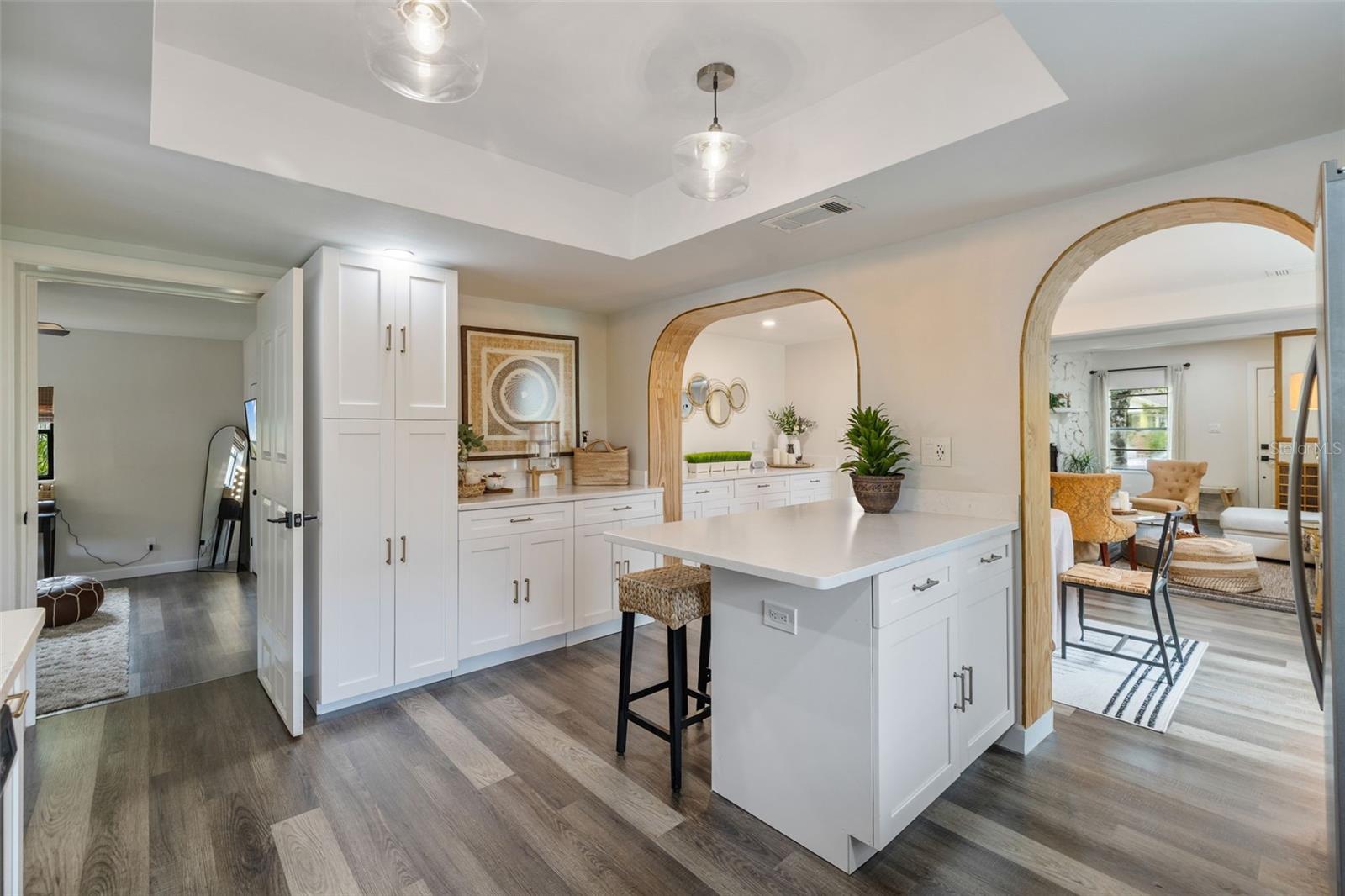 Image 13 of 33 For 1411 Henry Avenue