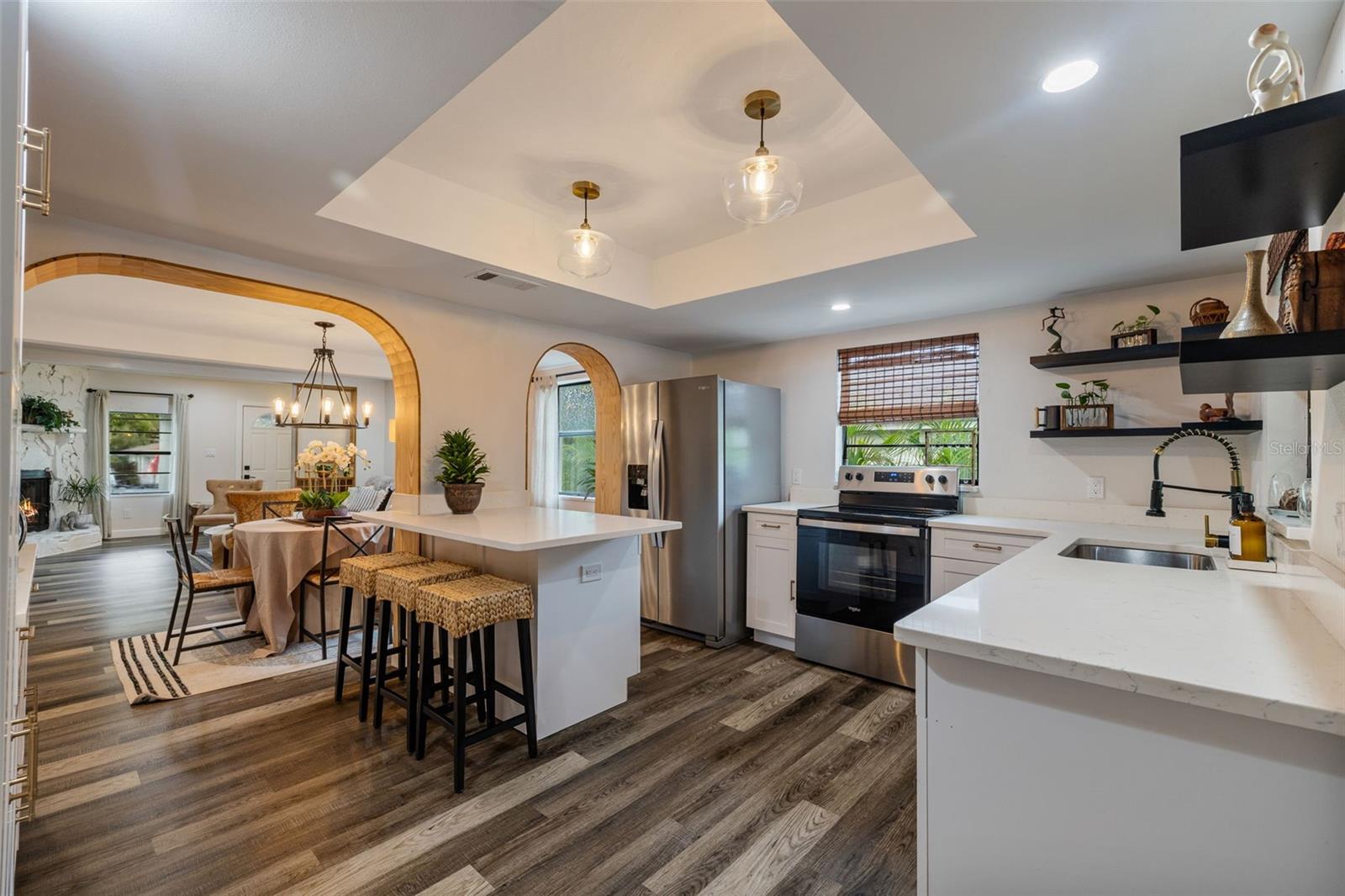 Image 14 of 33 For 1411 Henry Avenue