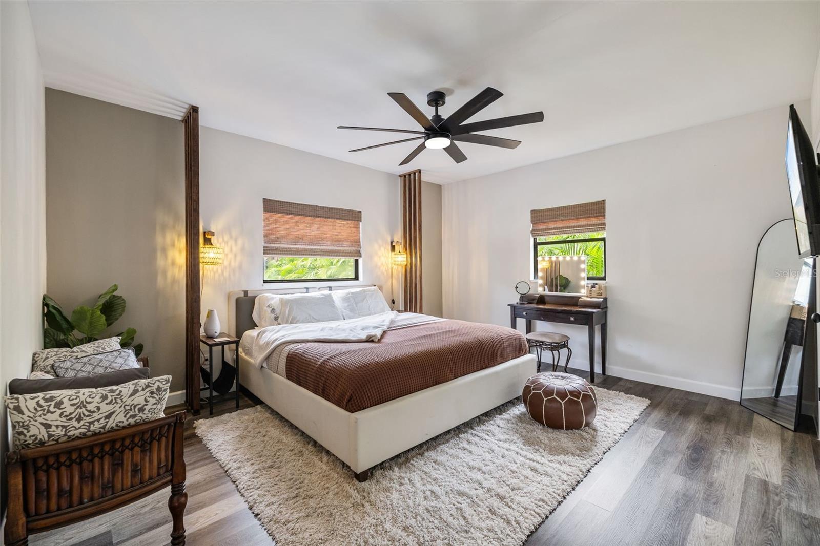 Image 15 of 33 For 1411 Henry Avenue