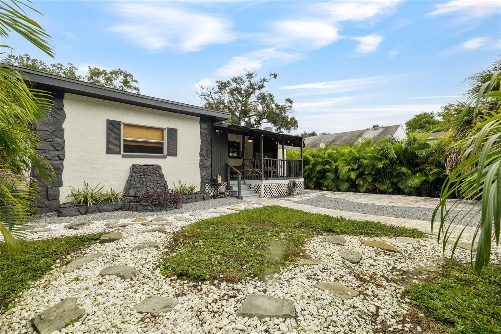 Image 30 of 33 For 1411 Henry Avenue