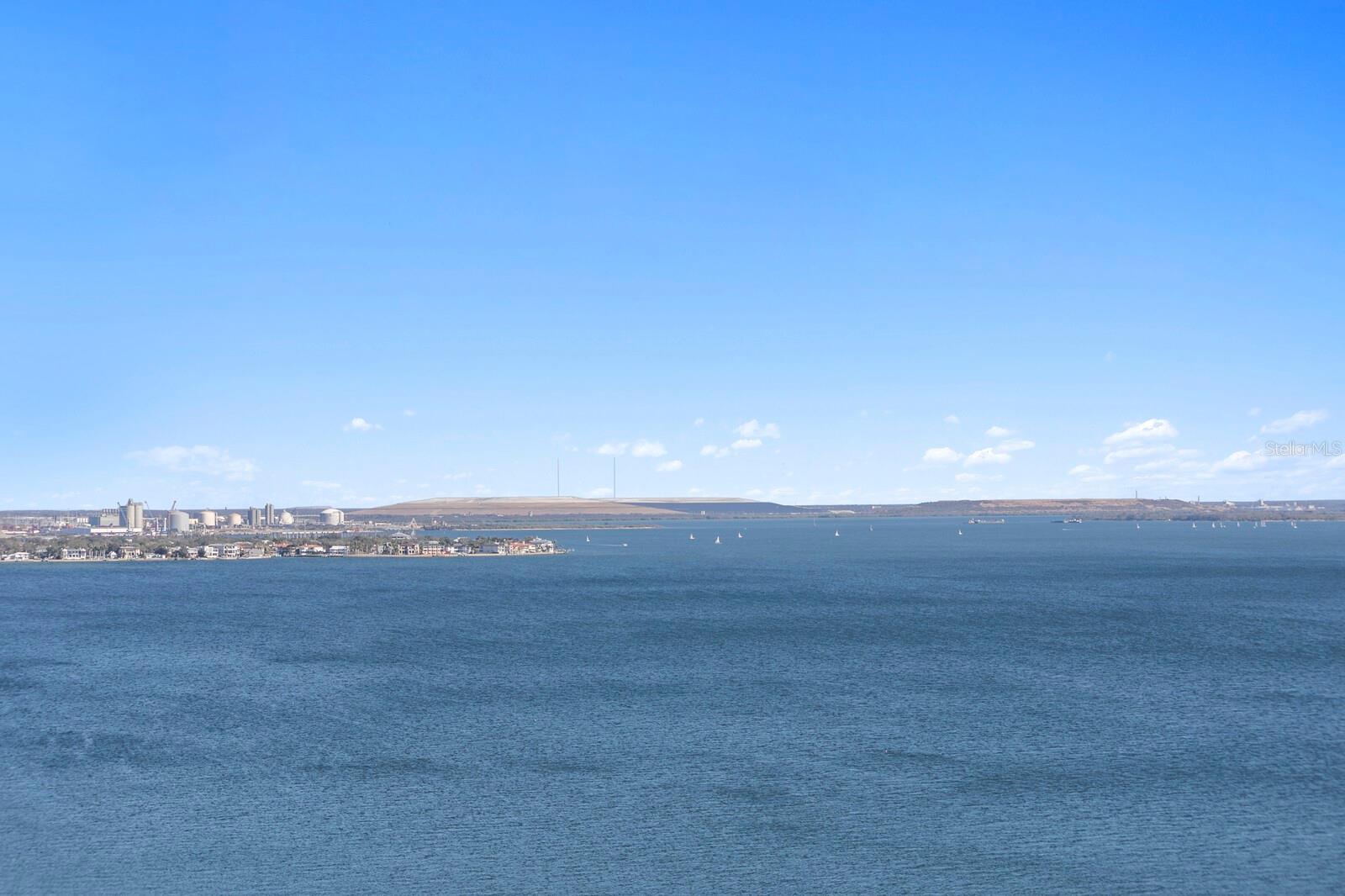 Listing photo id 9 for 3101 Bayshore Boulevard 1804