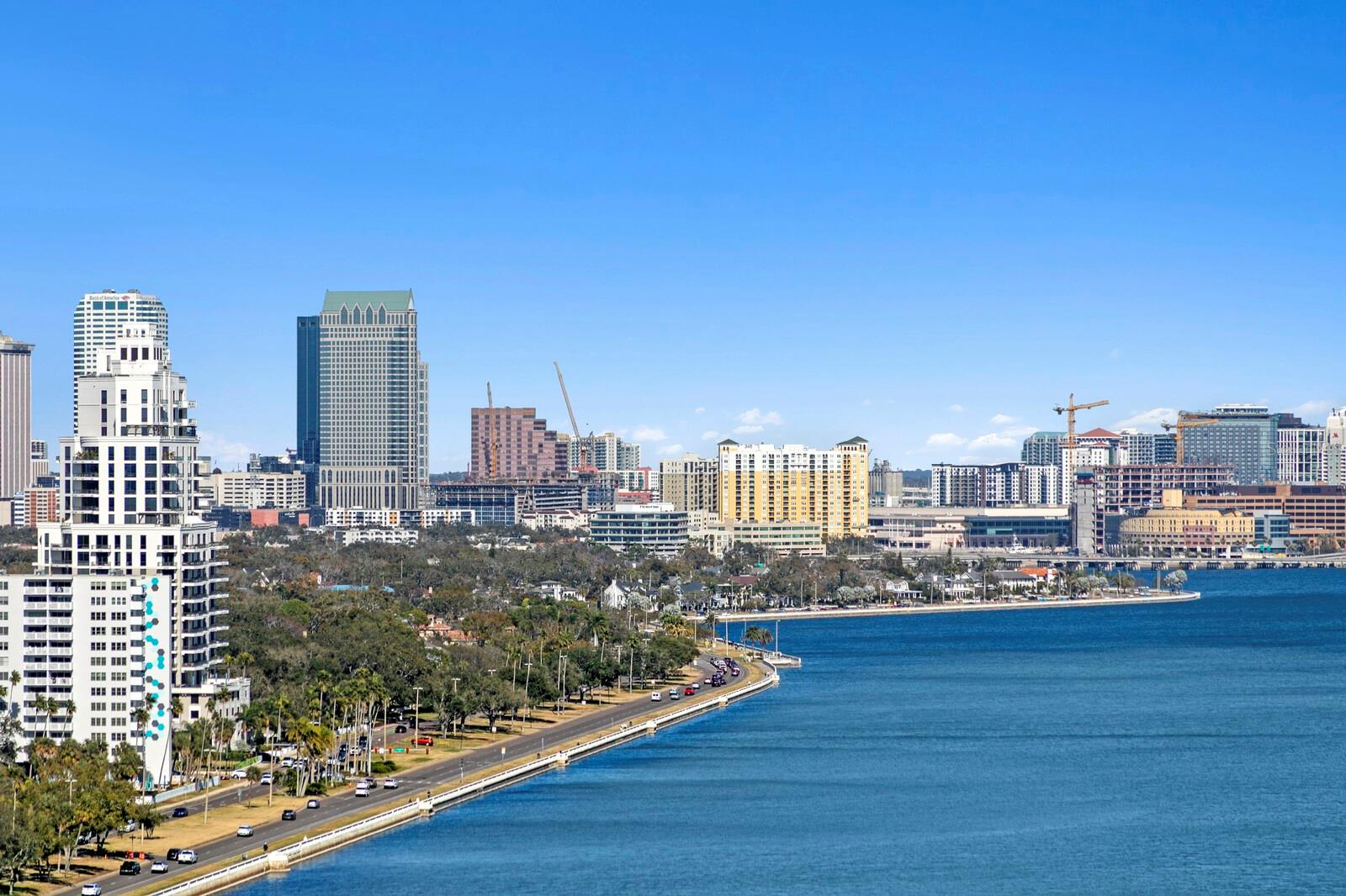 Listing photo id 13 for 3101 Bayshore Boulevard 1804