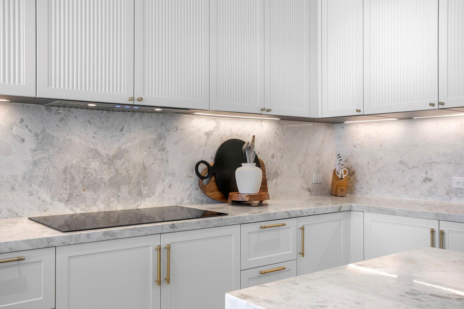 Listing photo id 25 for 3101 Bayshore Boulevard 1804