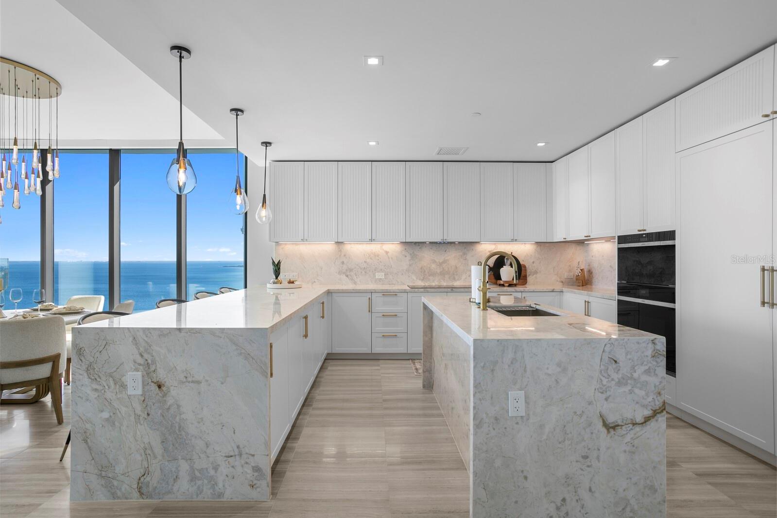 Listing photo id 27 for 3101 Bayshore Boulevard 1804