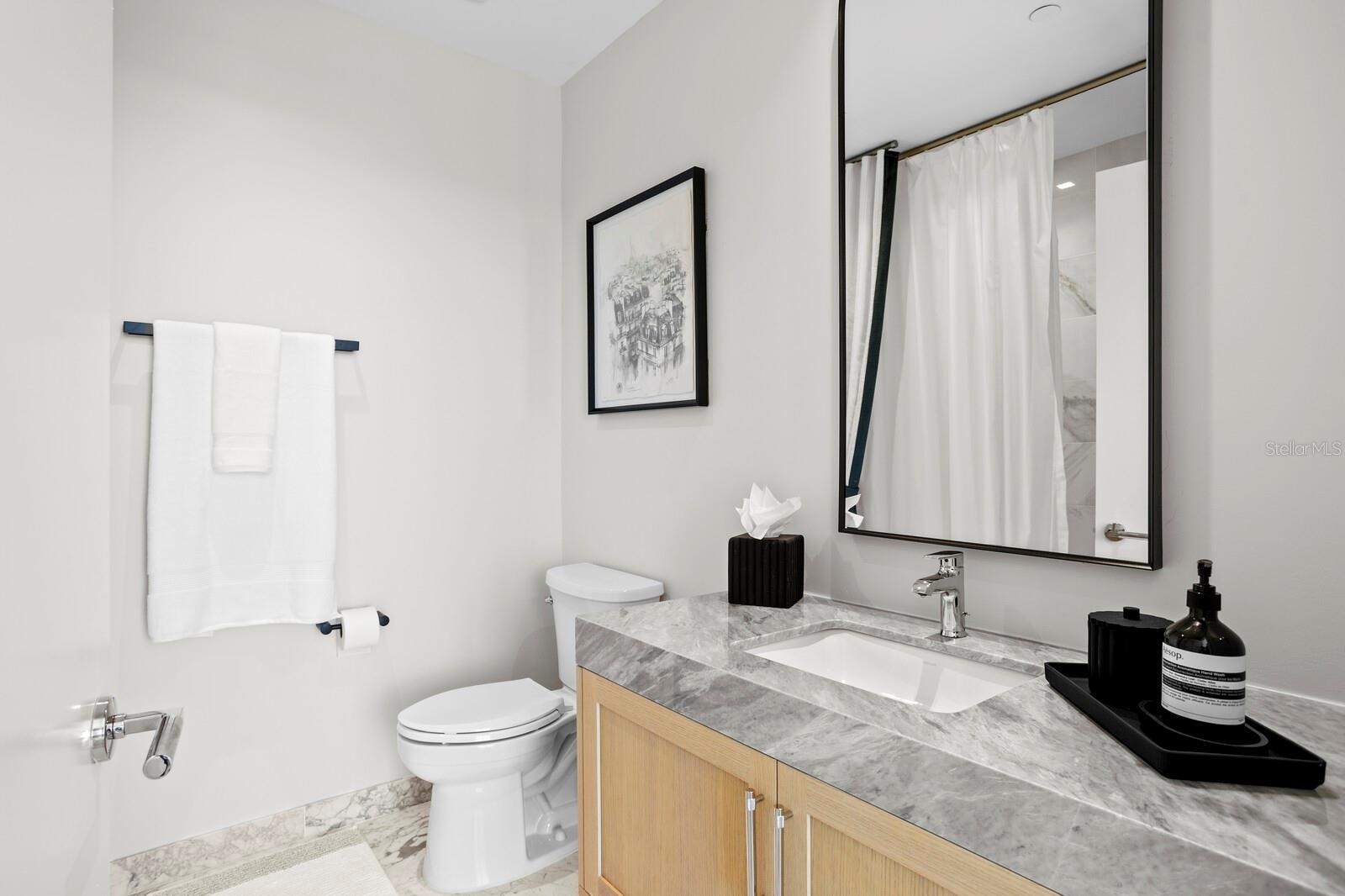 Listing photo id 39 for 3101 Bayshore Boulevard 1804