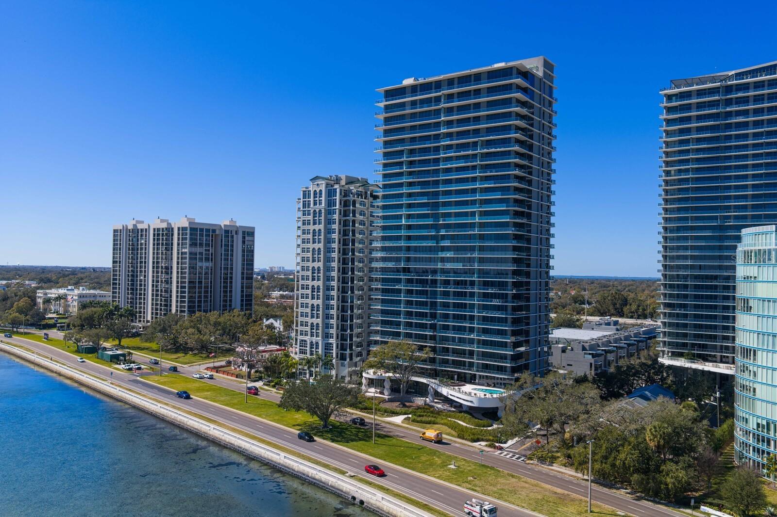 Listing photo id 76 for 3101 Bayshore Boulevard 1804