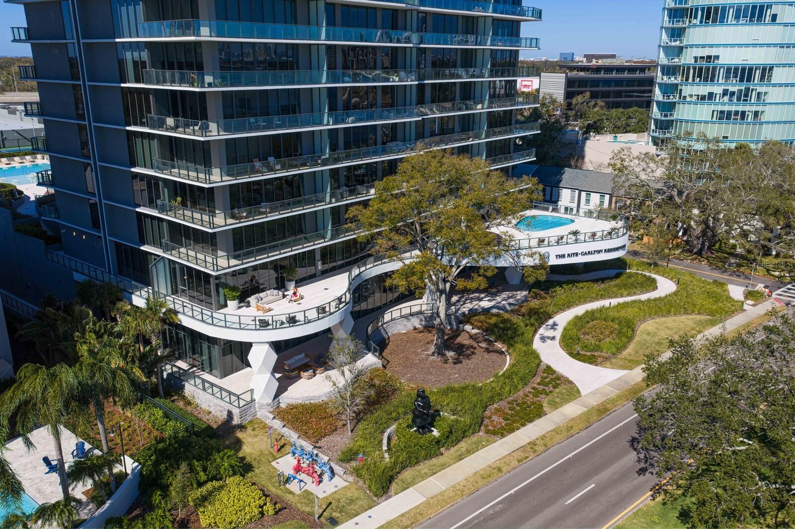 Listing photo id 85 for 3101 Bayshore Boulevard 1804