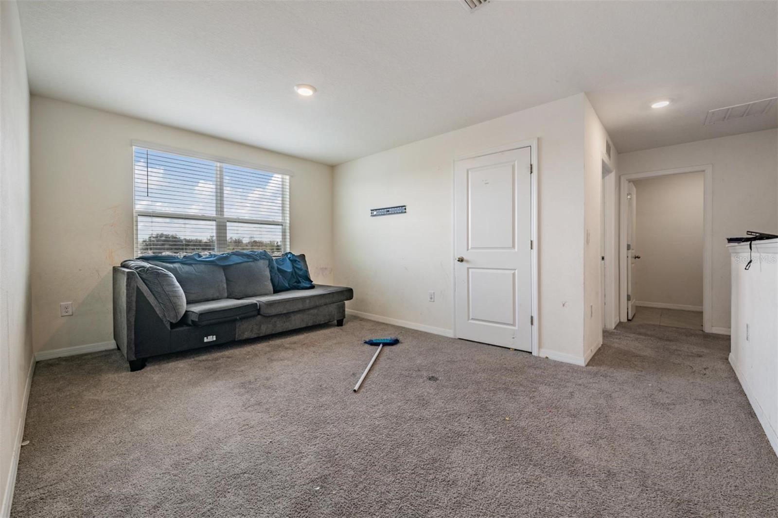 Image 21 of 49 For 37214 Angel Wings Avenue