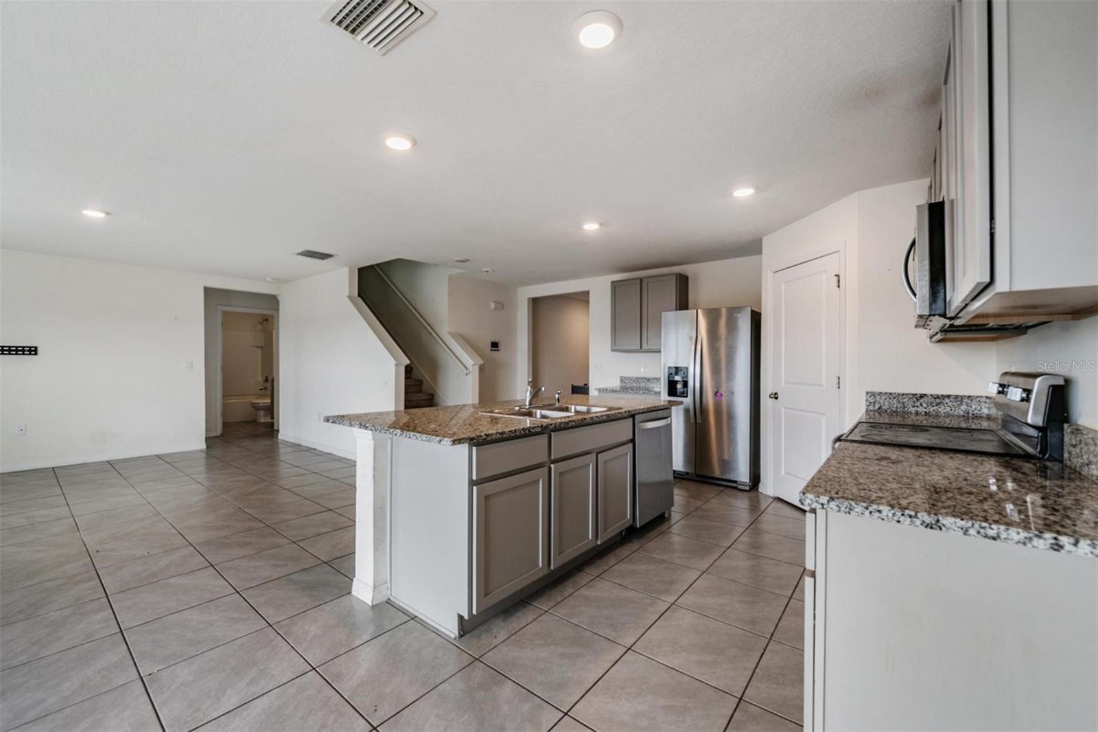 Image 28 of 49 For 37214 Angel Wings Avenue