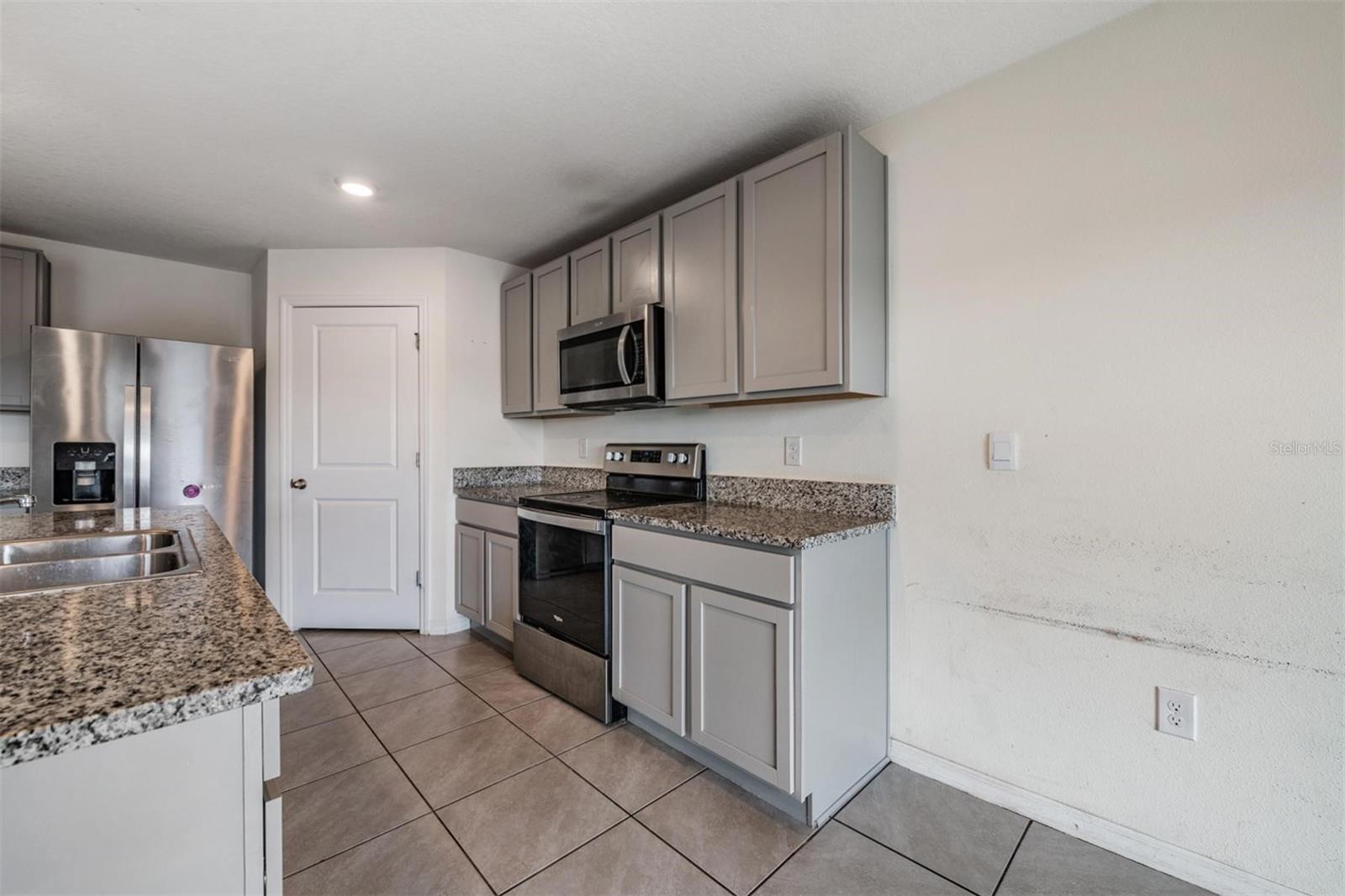 Image 30 of 49 For 37214 Angel Wings Avenue