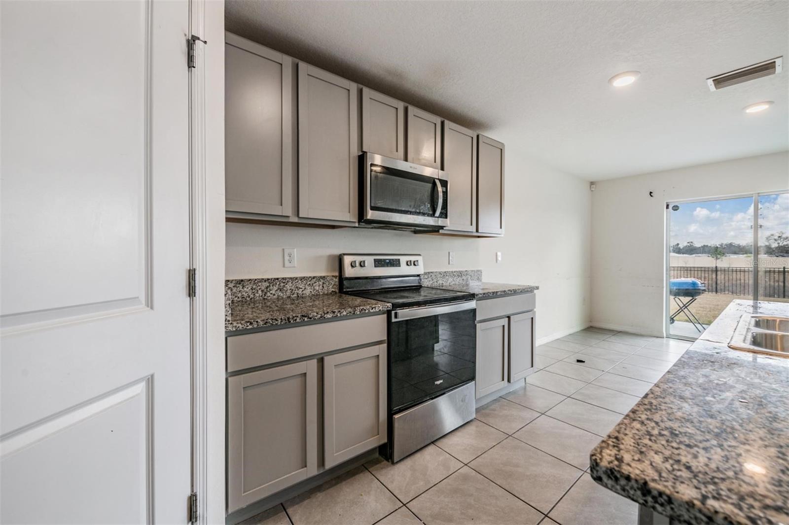 Image 31 of 49 For 37214 Angel Wings Avenue