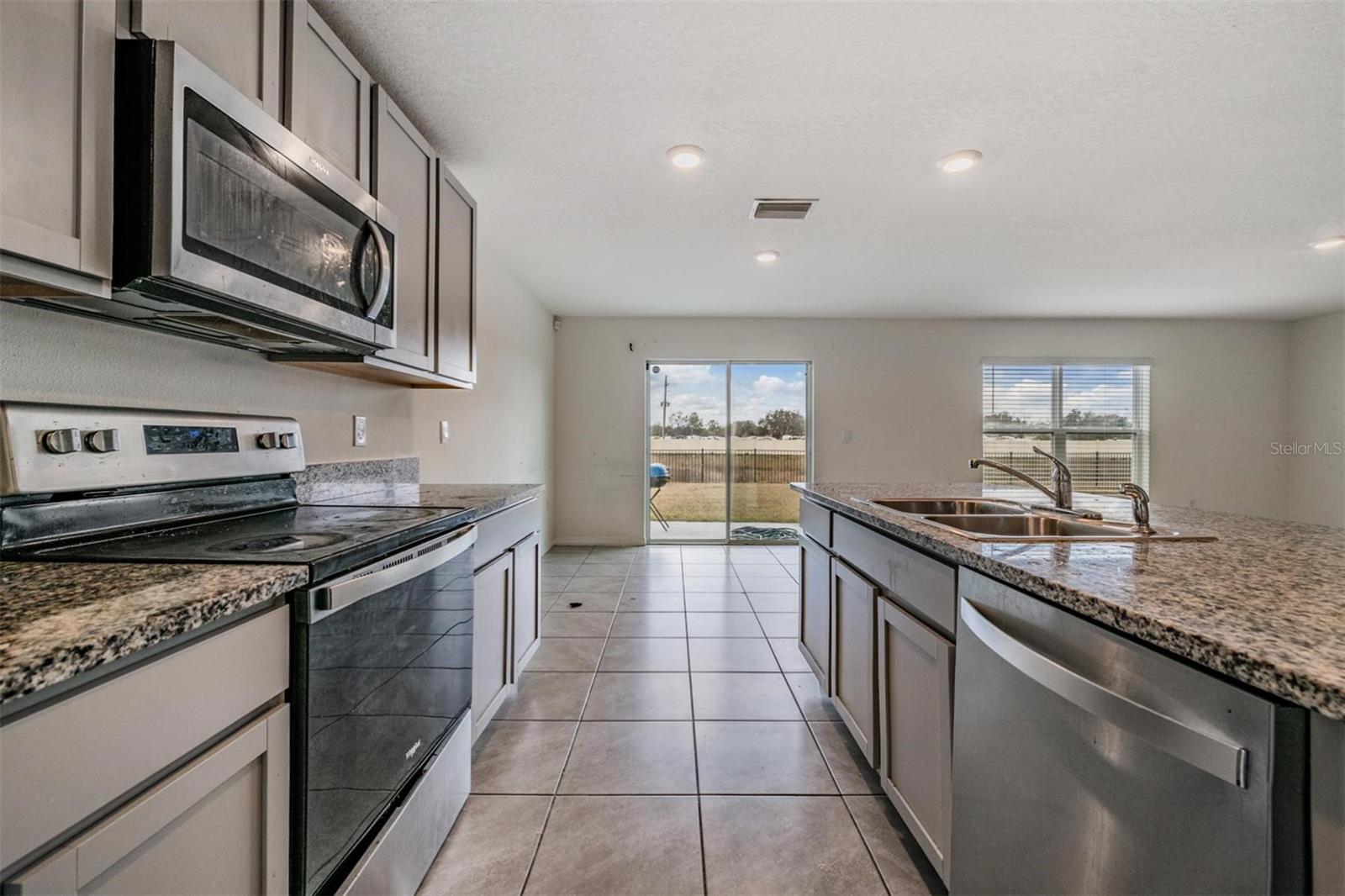 Image 33 of 49 For 37214 Angel Wings Avenue