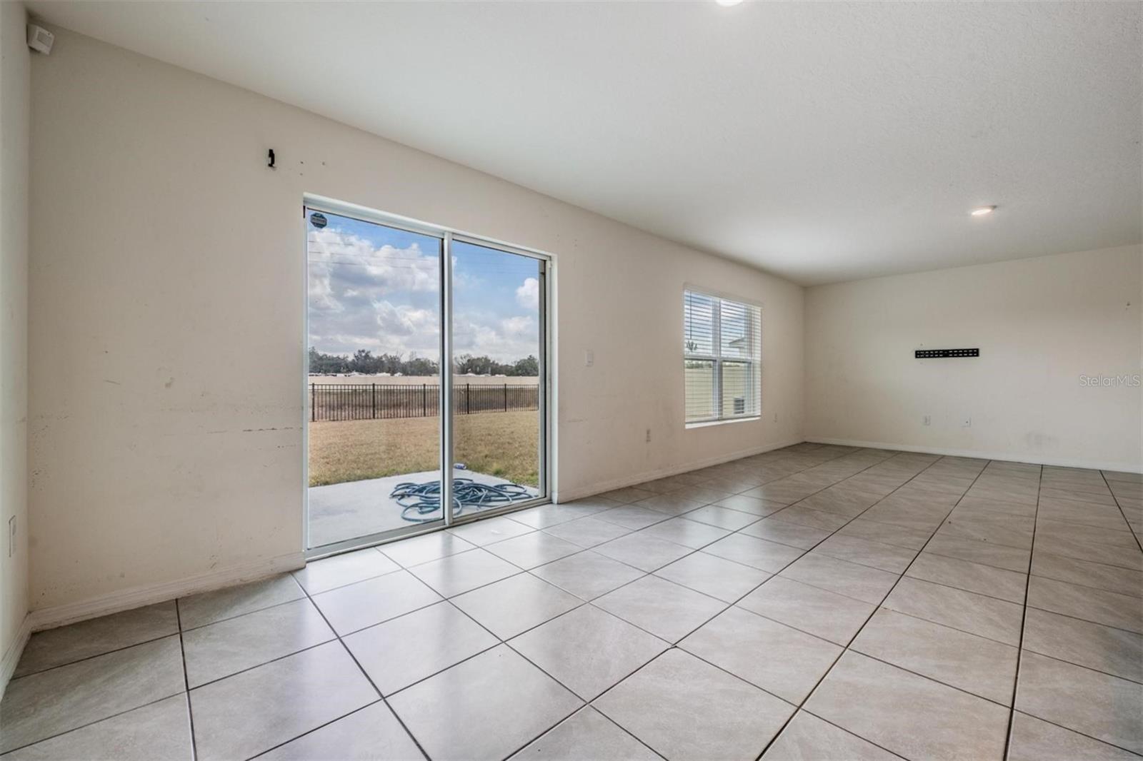 Image 8 of 49 For 37214 Angel Wings Avenue