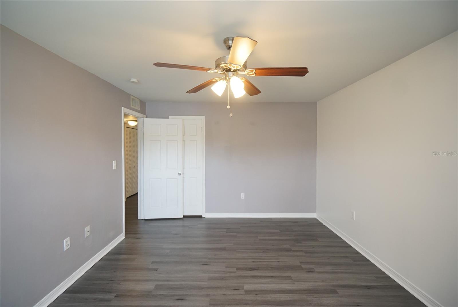 Image 11 of 26 For 10330 Carrollwood Lane 94