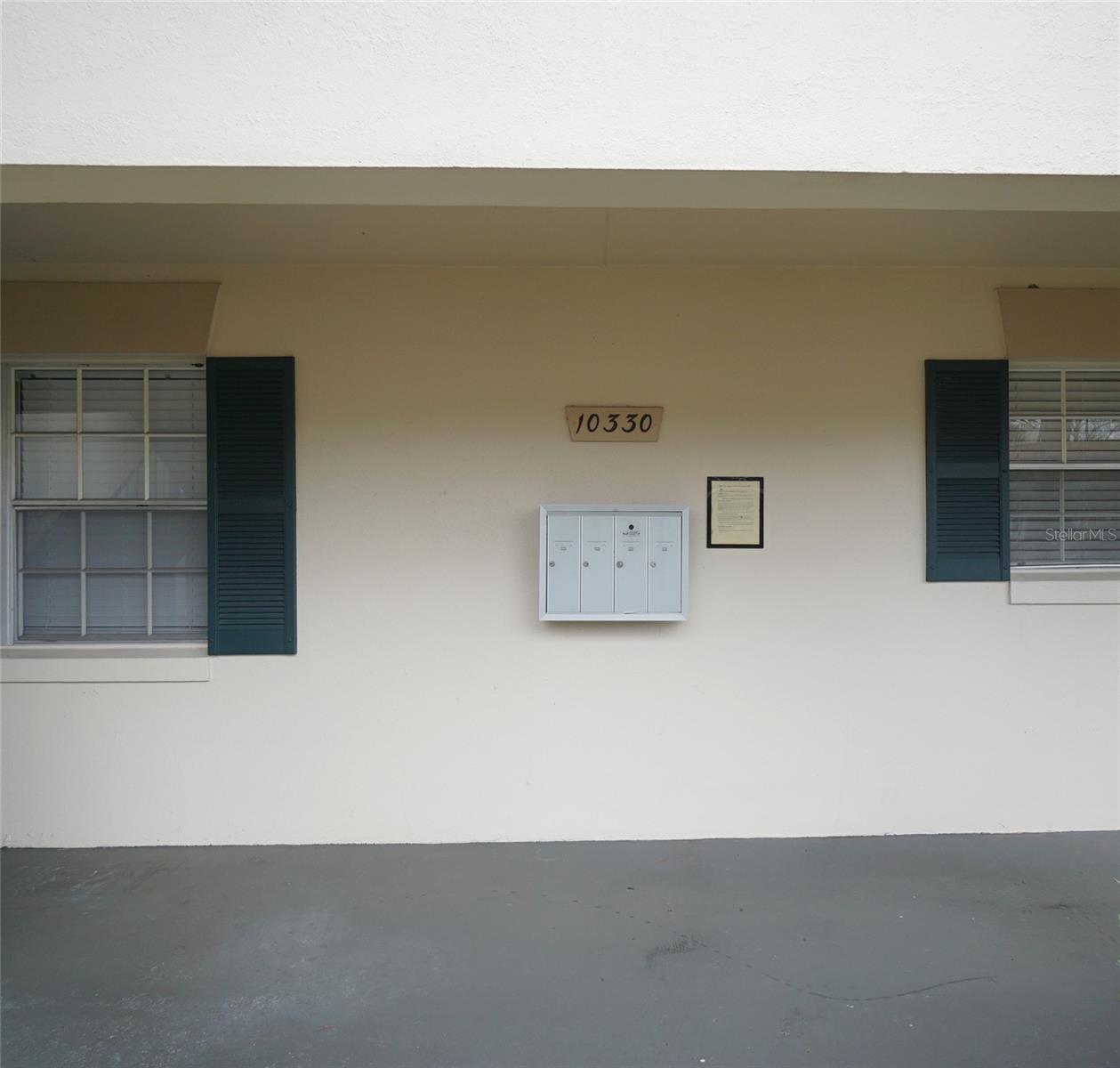 Image 17 of 26 For 10330 Carrollwood Lane 94