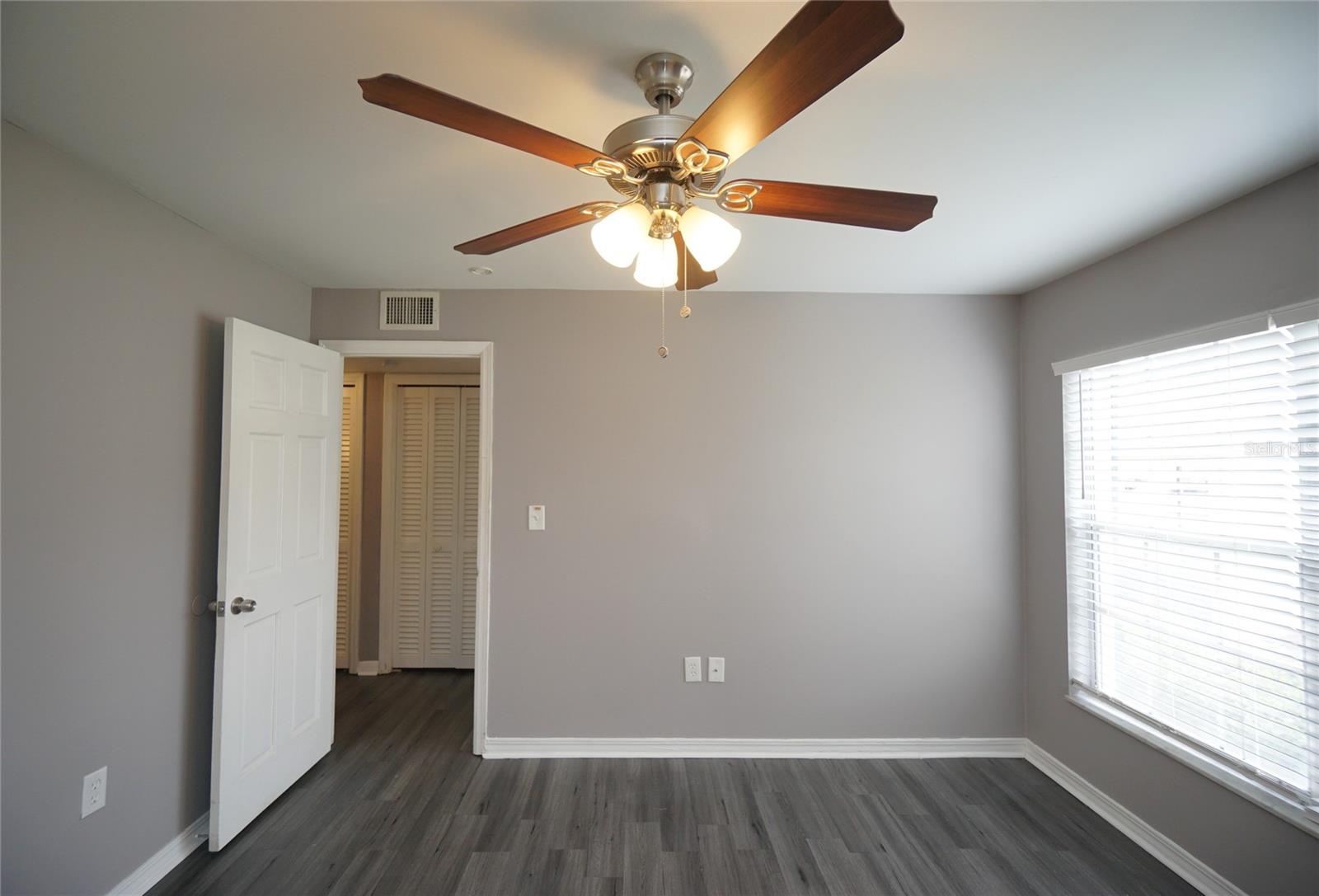 Image 20 of 26 For 10330 Carrollwood Lane 94