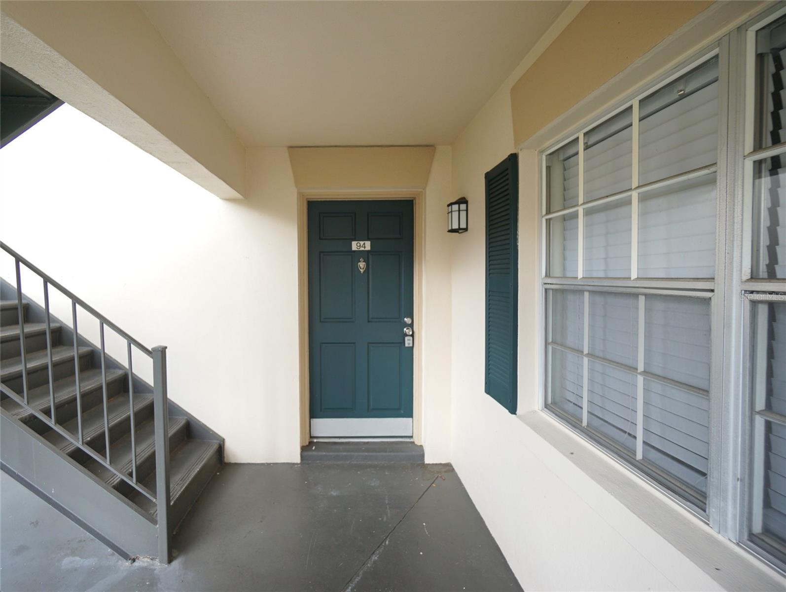 Image 4 of 26 For 10330 Carrollwood Lane 94