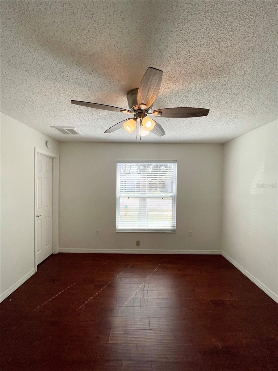 Image 11 of 29 For 7911 Aden Loop