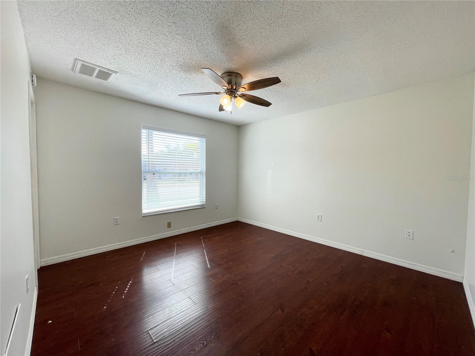 Image 13 of 29 For 7911 Aden Loop