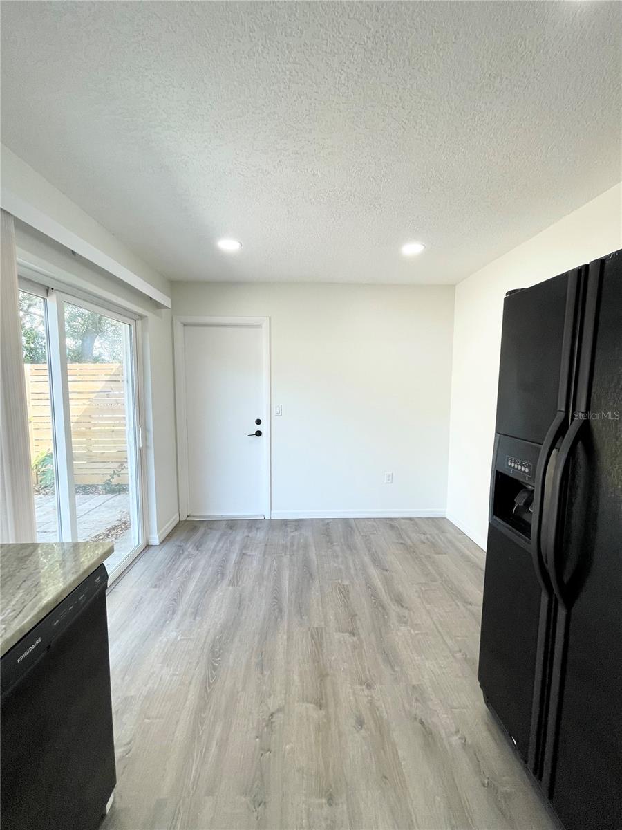 Image 9 of 29 For 7911 Aden Loop