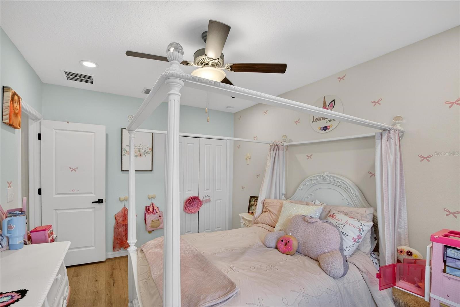 Listing photo id 35 for 9326 Channing Hill Drive