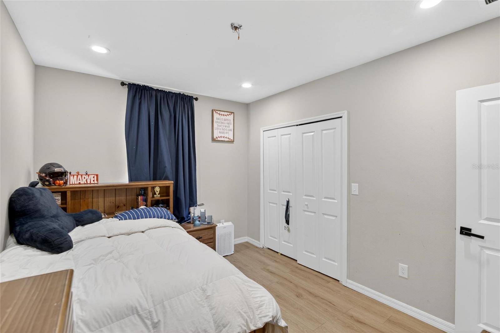 Listing photo id 40 for 9326 Channing Hill Drive