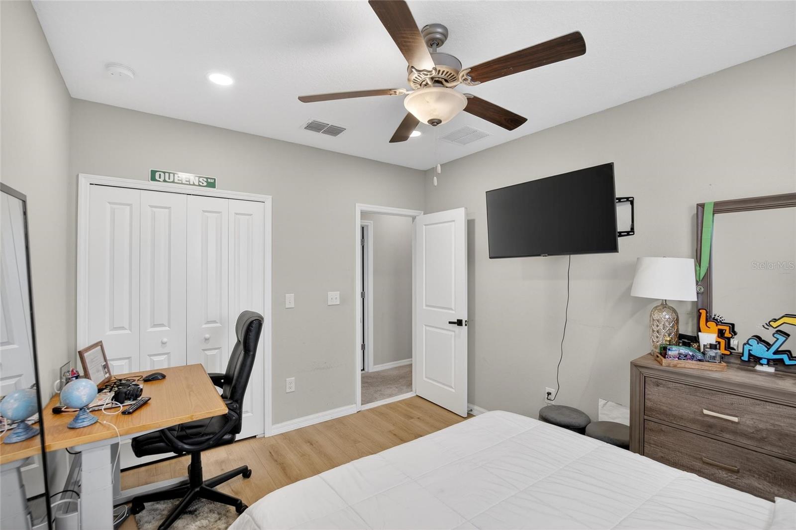 Listing photo id 43 for 9326 Channing Hill Drive