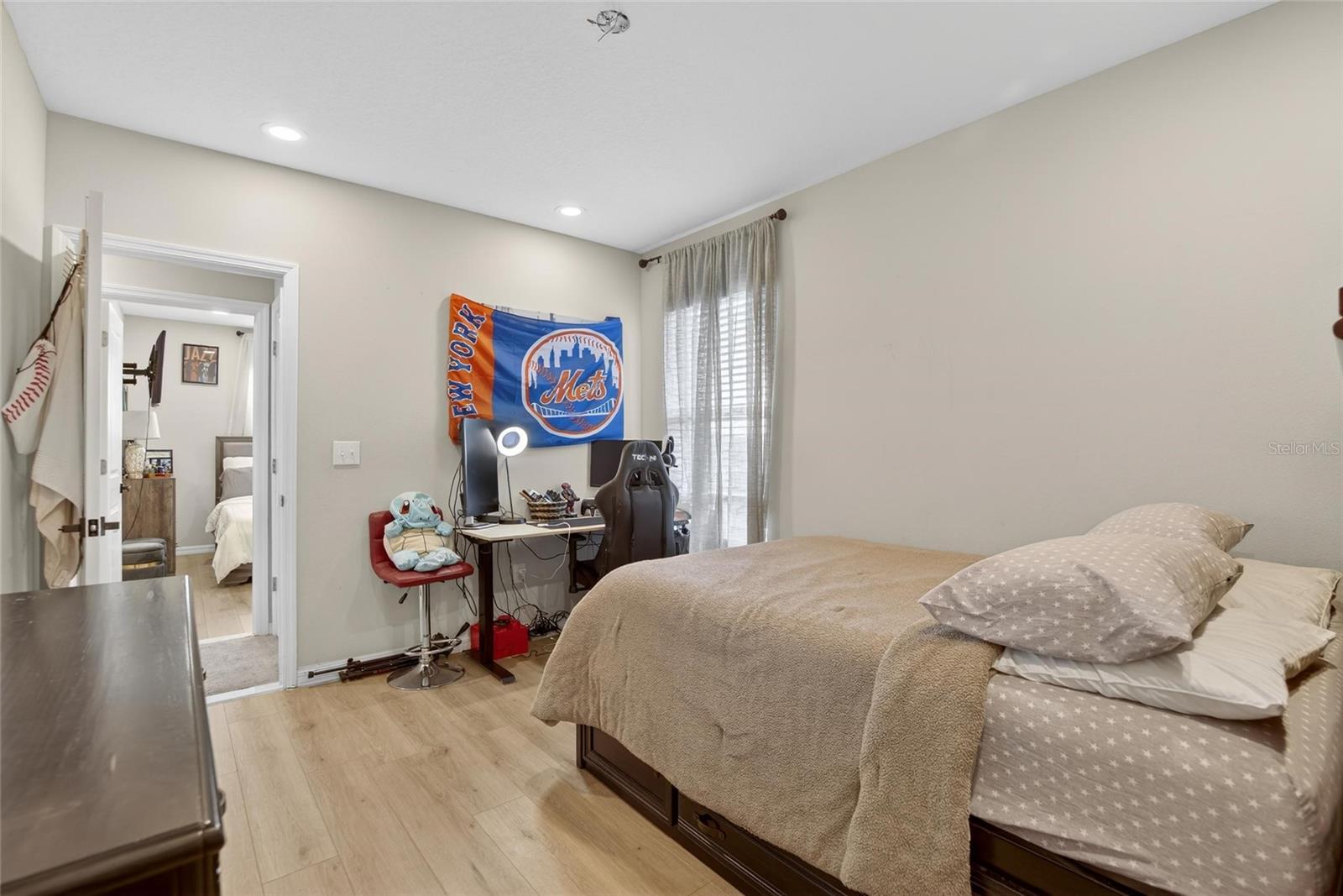 Listing photo id 45 for 9326 Channing Hill Drive