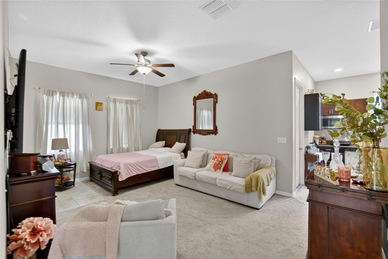 Listing photo id 56 for 9326 Channing Hill Drive