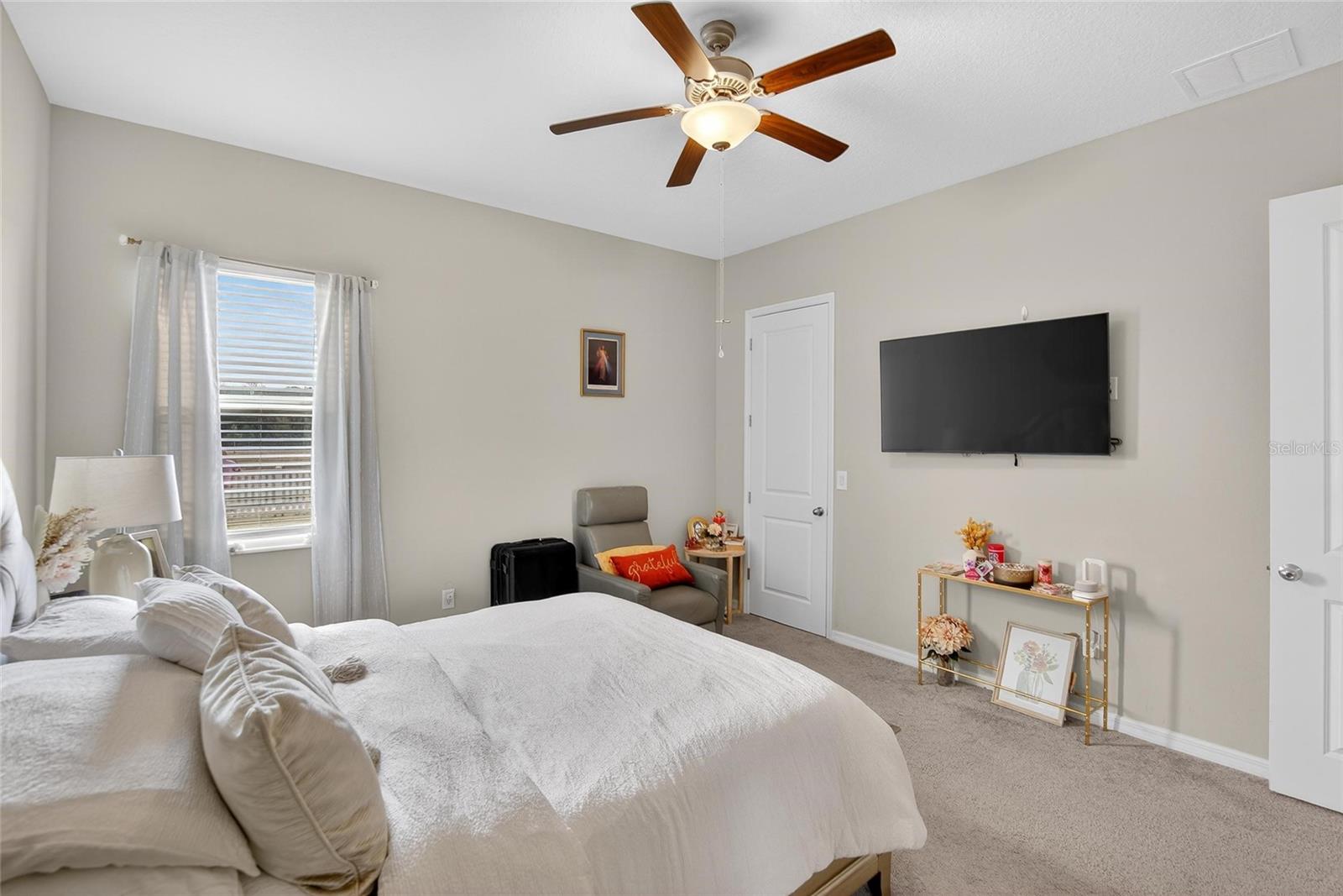 Listing photo id 63 for 9326 Channing Hill Drive