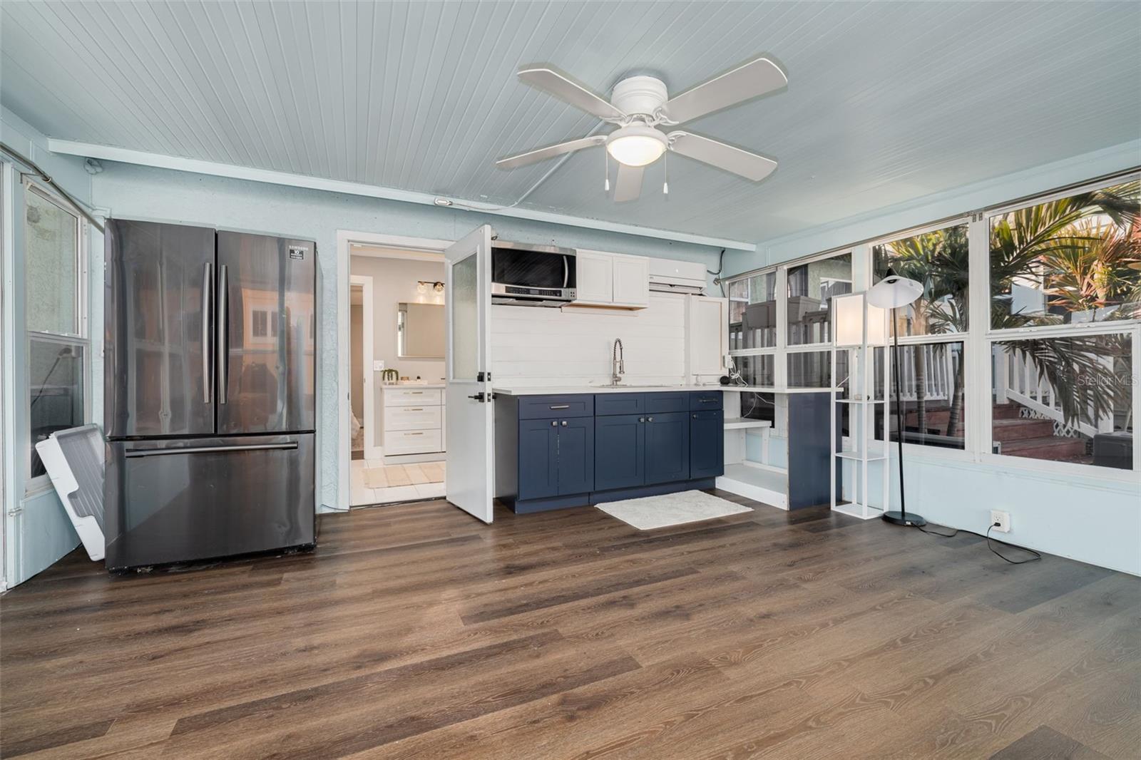 Image 24 of 40 For 3662 5th Avenue S