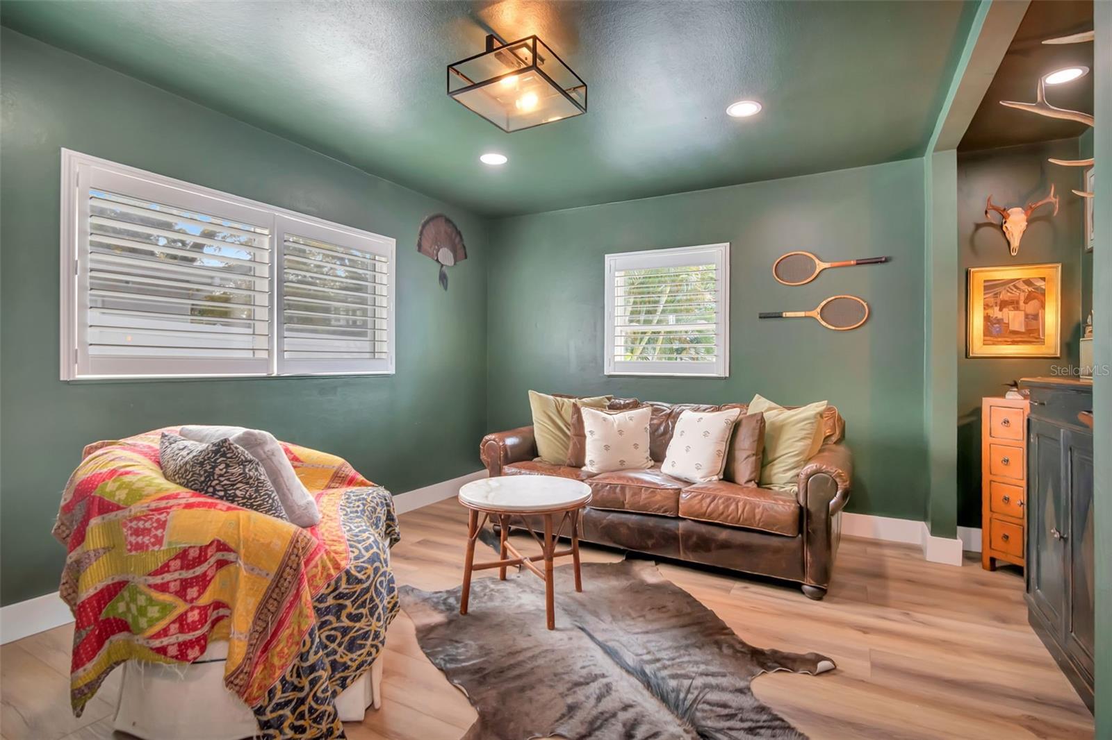 Image 17 of 46 For 4402 San Miguel