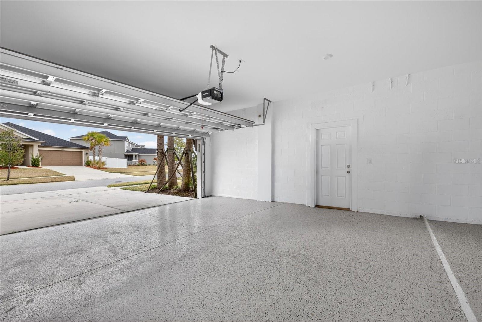 Image 12 of 51 For 33947 Astoria Circle