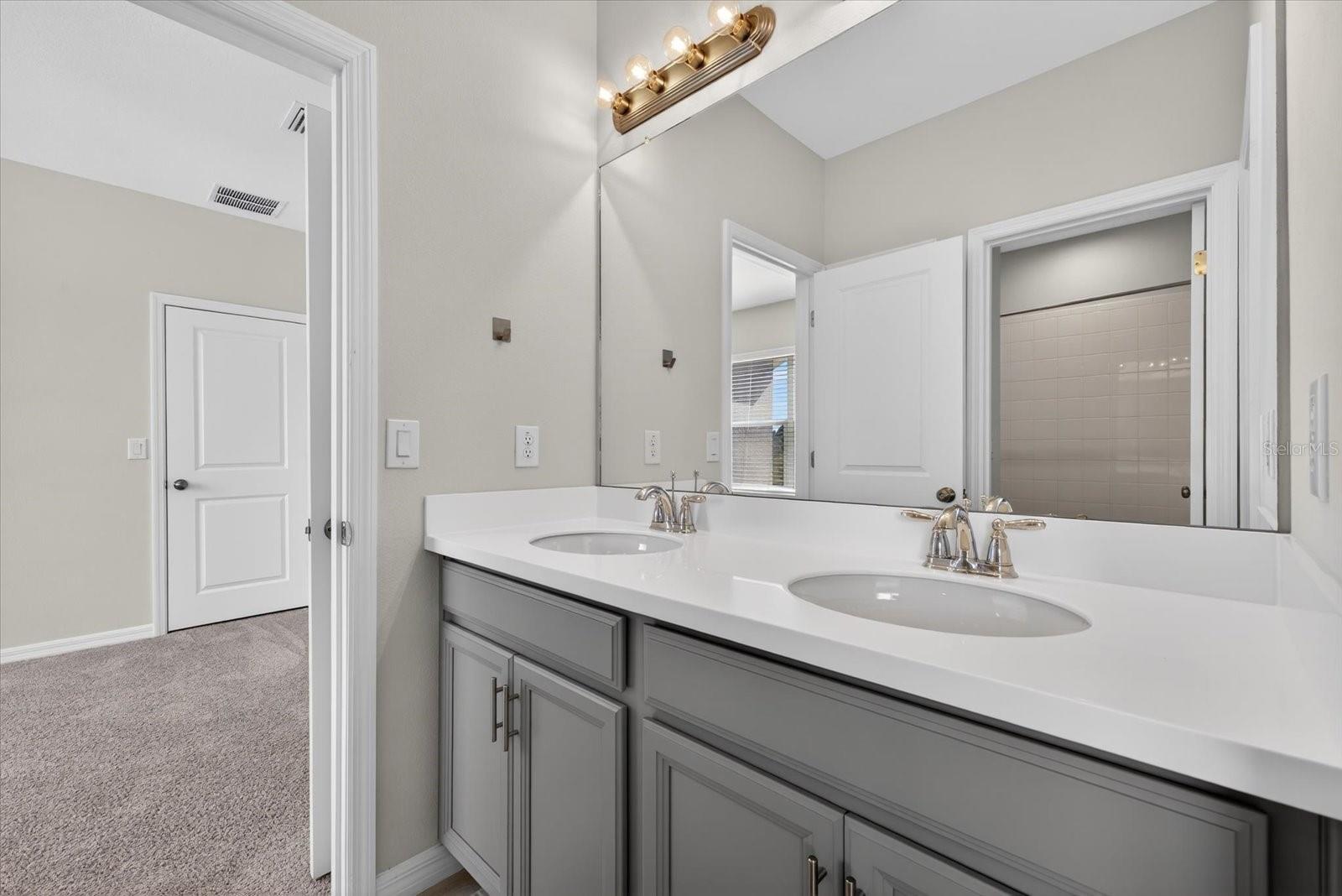 Image 39 of 51 For 33947 Astoria Circle