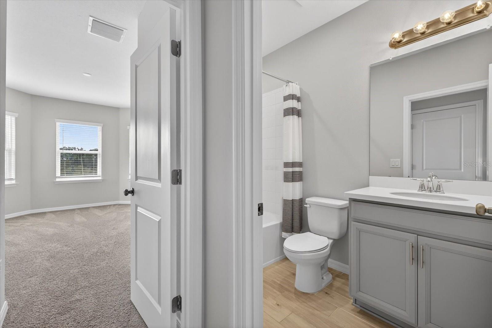 Image 43 of 51 For 33947 Astoria Circle