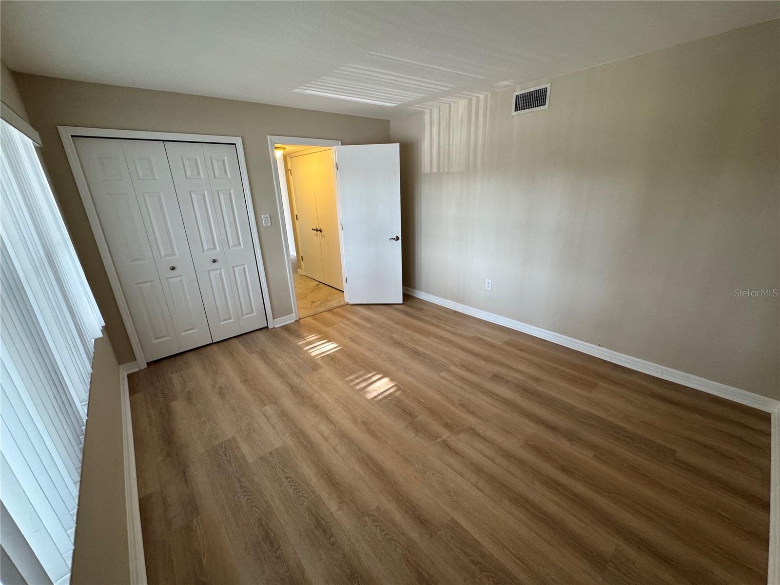 Image 11 of 19 For 2599 Dolly Bay Drive 207