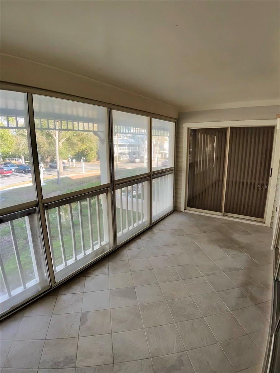 Image 14 of 19 For 2599 Dolly Bay Drive 207