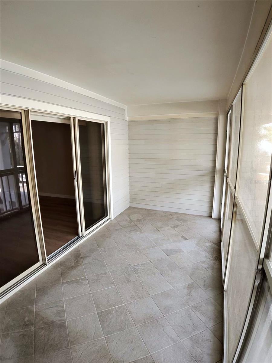 Image 15 of 19 For 2599 Dolly Bay Drive 207