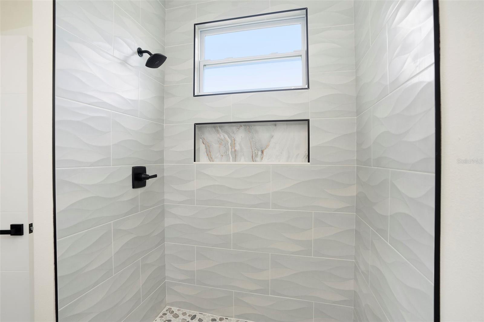 Listing photo id 16 for 3623 54th Street 2