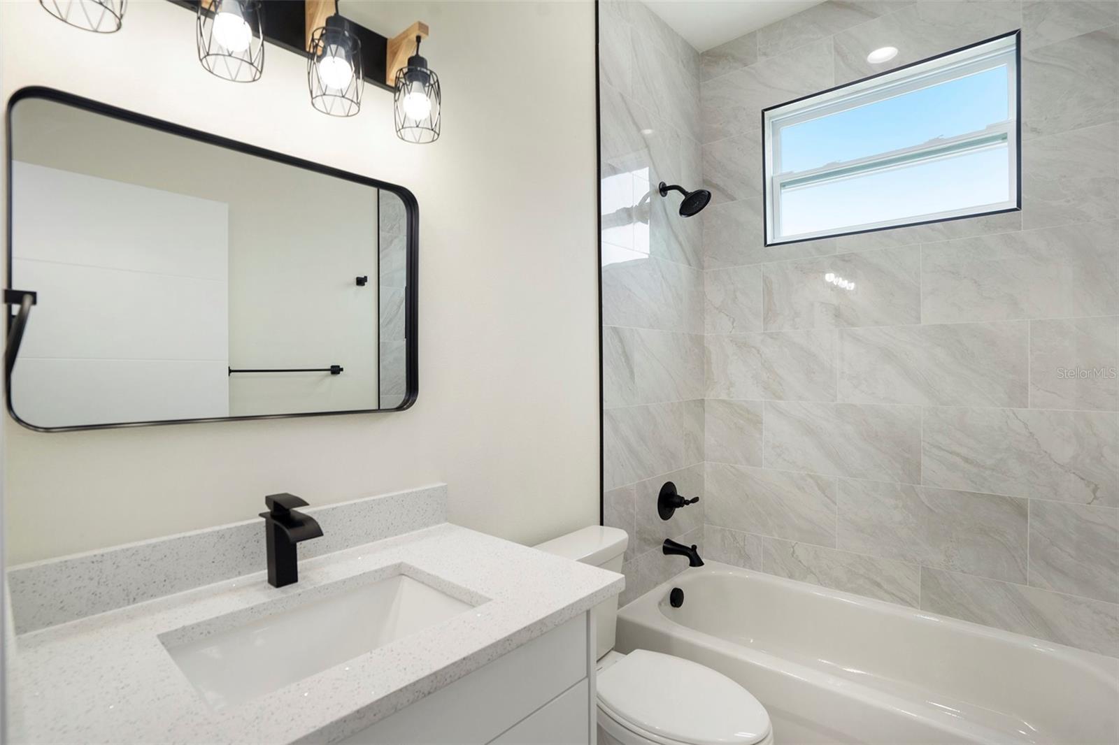 Listing photo id 23 for 3623 54th Street 2