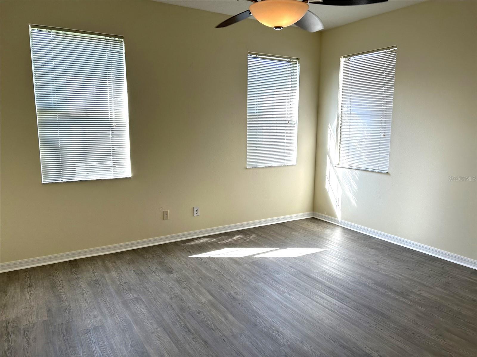 Image 8 of 16 For 11164 Golden Silence Drive