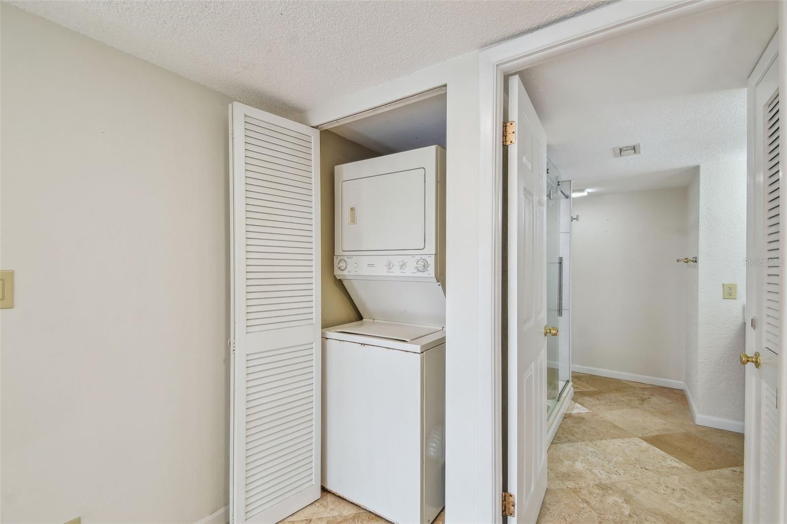 Image 10 of 61 For 100 Oakmont Lane 106