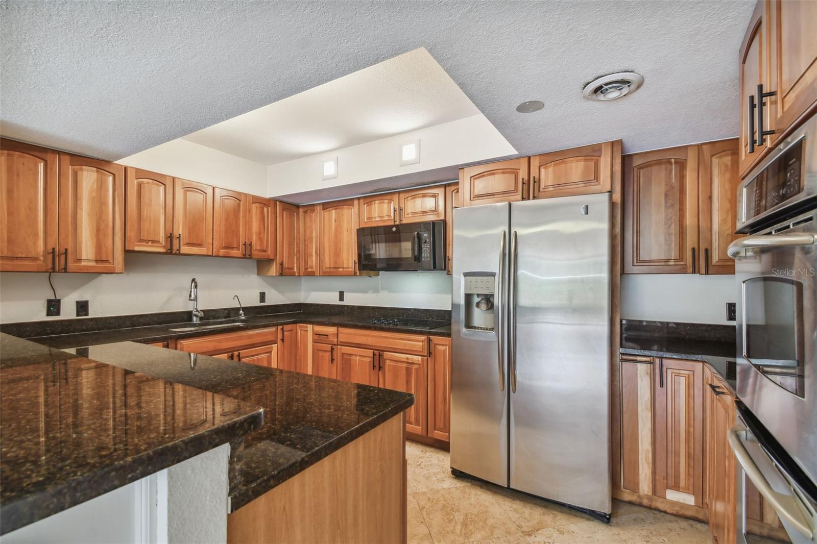 Image 18 of 61 For 100 Oakmont Lane 106